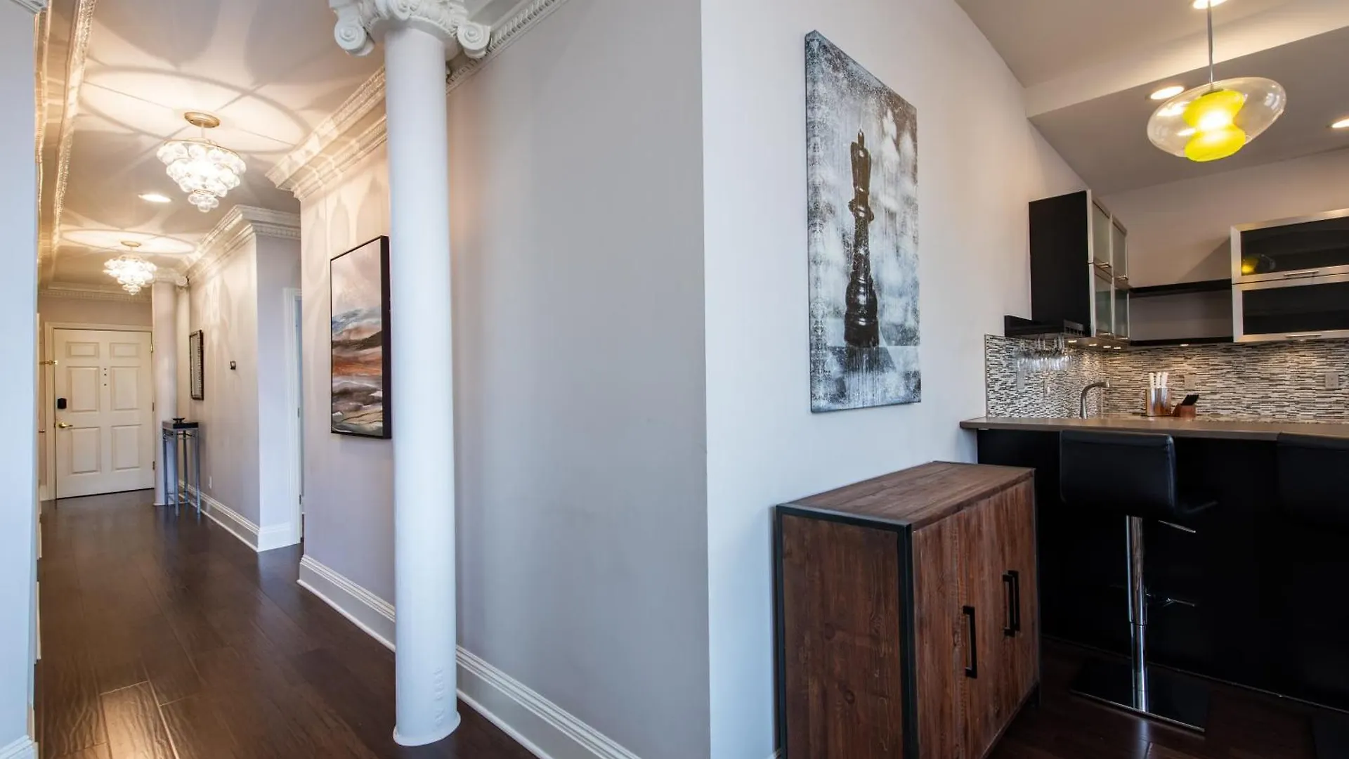 Apartment Luxe Louisville Condo~King Br~Near Yum Center