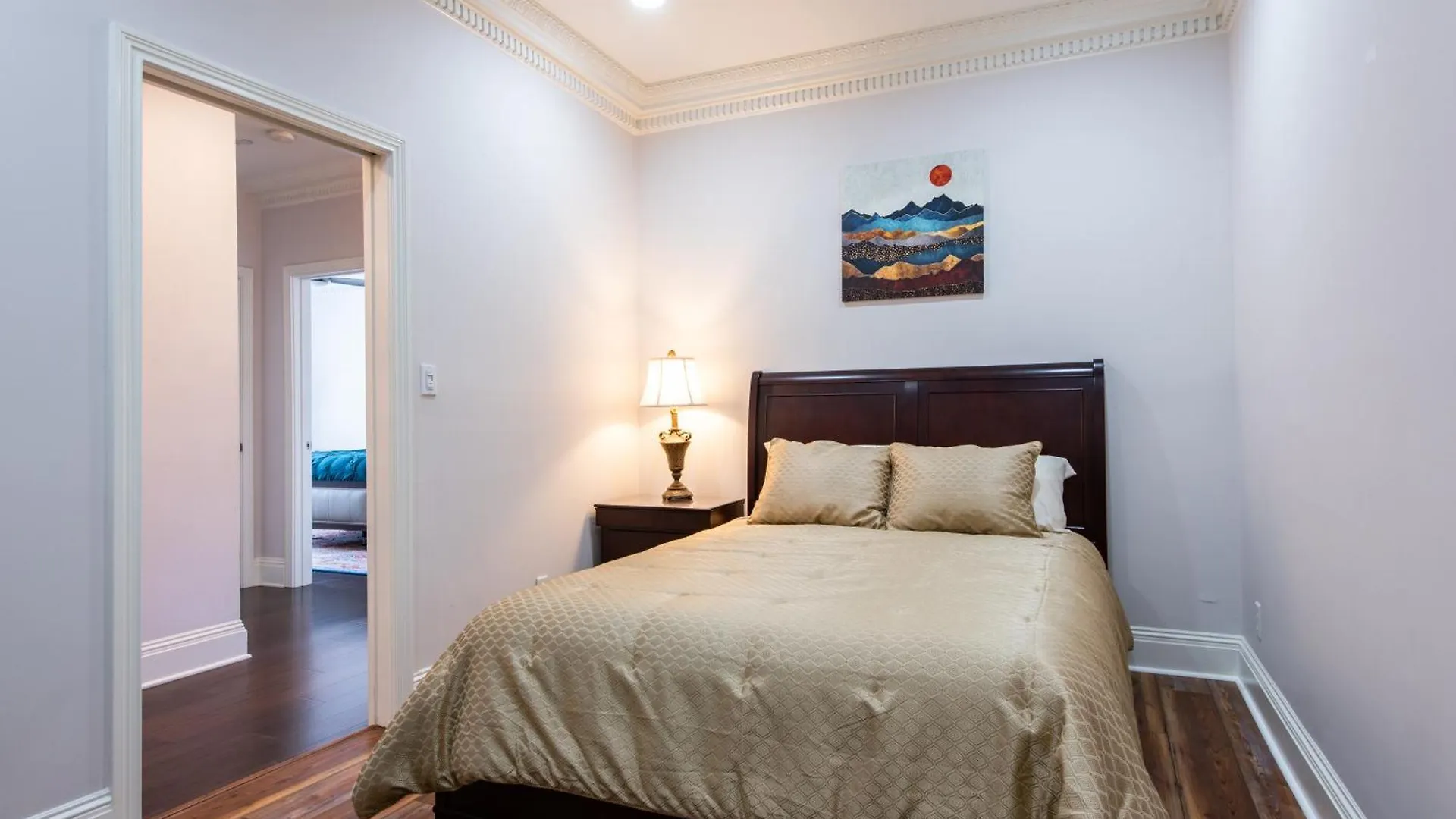 Apartment Luxe Louisville Condo~King Br~Near Yum Center